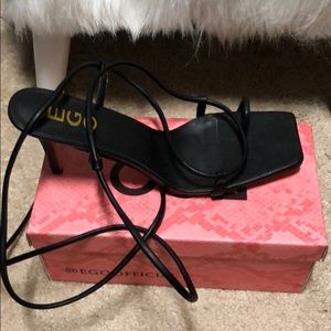 New never worn heels